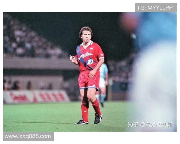 足球明星背后的秘密师傅是谁他们如何影响球员的成长与成就 足球明星背后的秘密师傅是谁他们如何影响球员的成长与成就